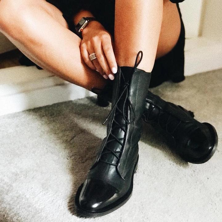 LIVIA | VINTAGE LACE-UP LEATHER BOOTS