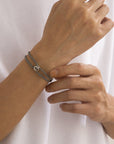 MINIMALISTISCHES KORDELARMBAND